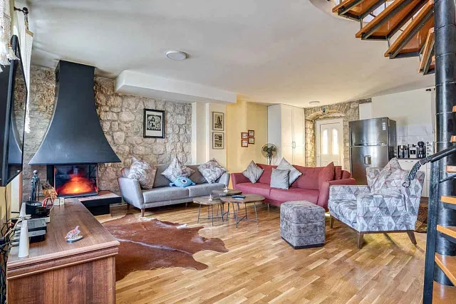 Stunning Stone Villa in Prčanj with Panoramic Bay Views — photo 20